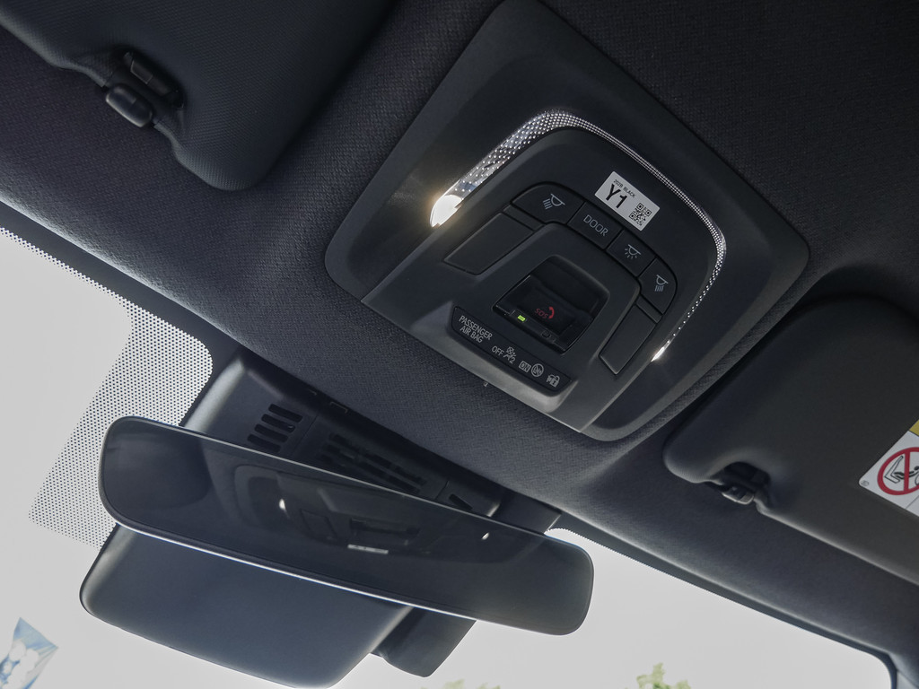 Fahrzeugansicht TOYOTA C-HR 2.0 Plug-In Hybrid GR Sport - Bild 18