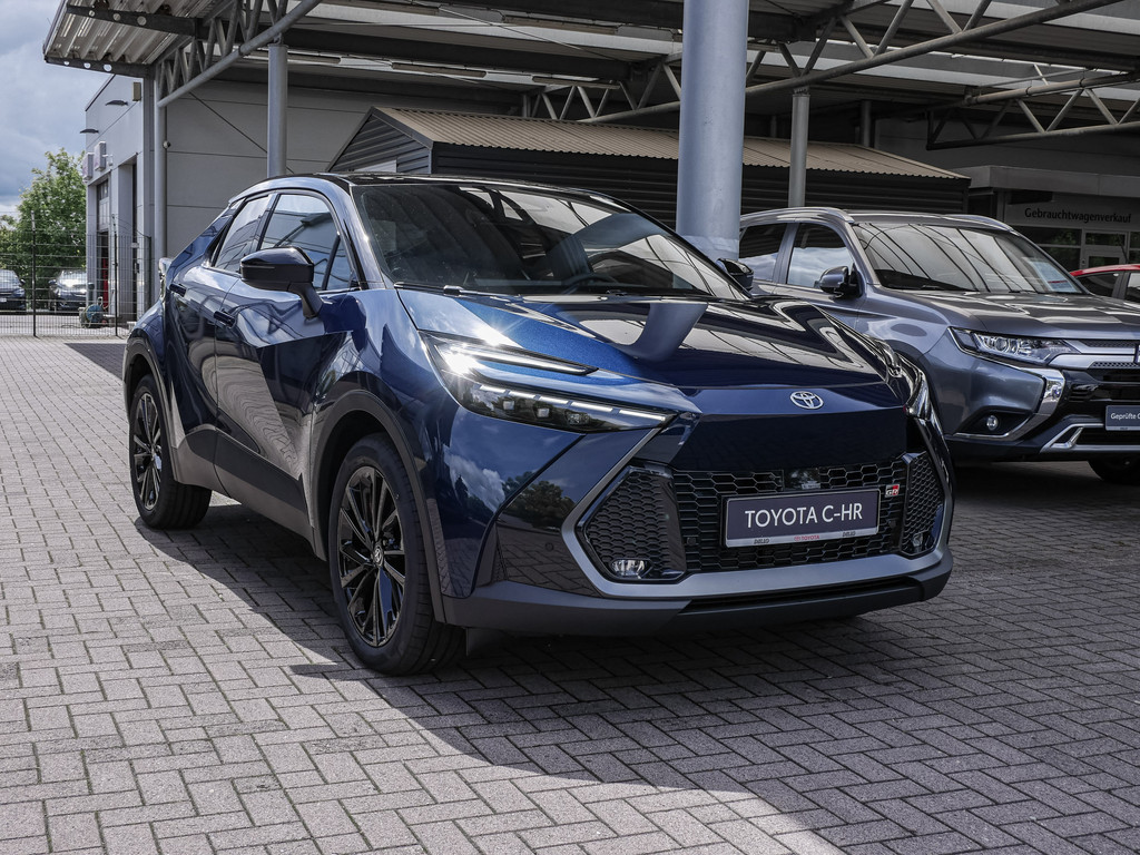 Fahrzeugansicht TOYOTA C-HR 2.0 Plug-In Hybrid GR Sport - Bild 23