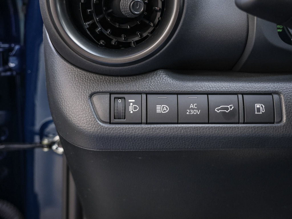 Fahrzeugansicht TOYOTA C-HR 2.0 Plug-In Hybrid GR Sport - Bild 29