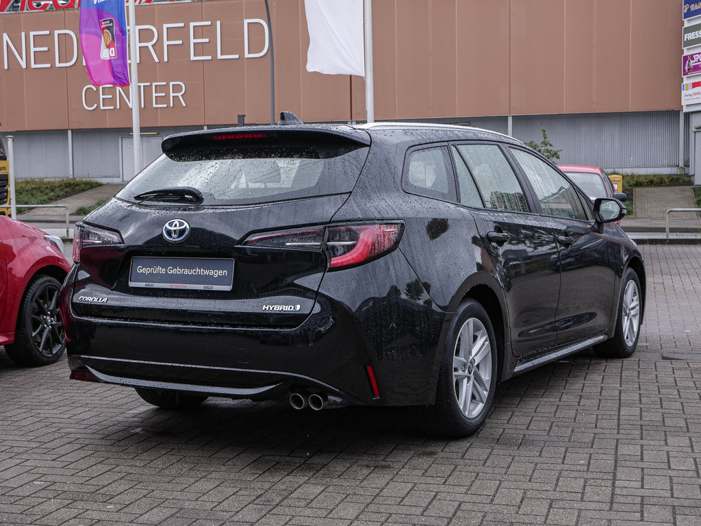 Fahrzeugansicht TOYOTA Corolla Touring Sports 2.0 Hybrid Business Edition - Bild 34