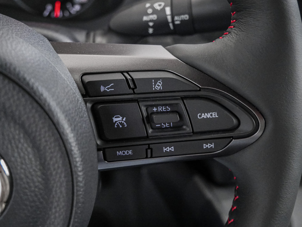 Fahrzeugansicht TOYOTA Yaris 1.6 GR Performance - Bild 22