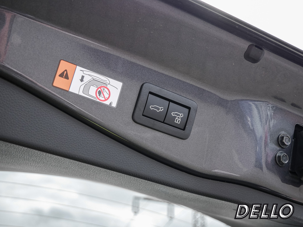 Fahrzeugansicht TOYOTA C-HR 1.8 Hybrid Team D - Bild 11