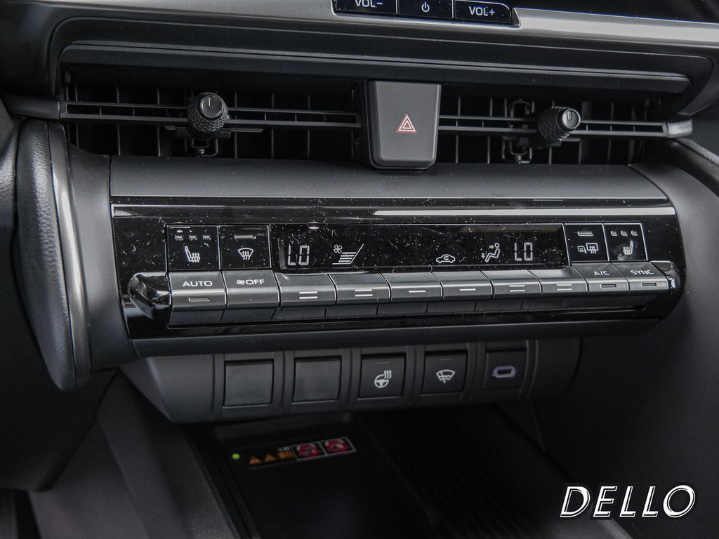 Fahrzeugansicht TOYOTA C-HR 1.8 Hybrid Team D - Bild 17