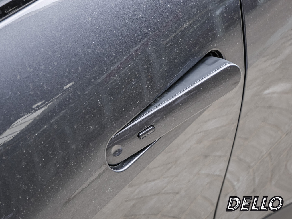 Fahrzeugansicht TOYOTA C-HR 1.8 Hybrid Team D - Bild 41