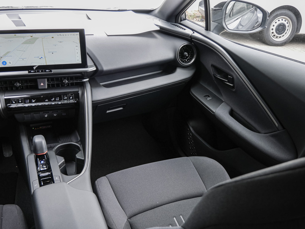 Fahrzeugansicht TOYOTA C-HR 1.8 Hybrid Team D - Bild 9