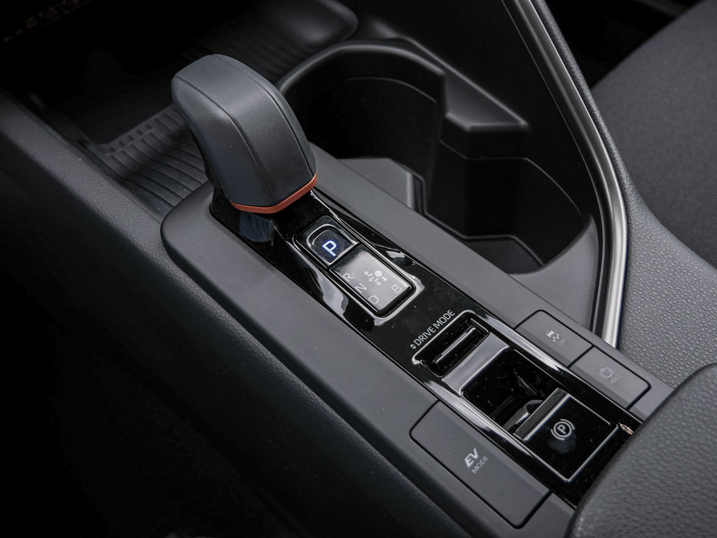 Fahrzeugansicht TOYOTA C-HR 1.8 Hybrid Team D - Bild 20