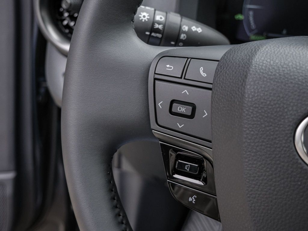 Fahrzeugansicht TOYOTA C-HR 1.8 Hybrid Team D - Bild 29