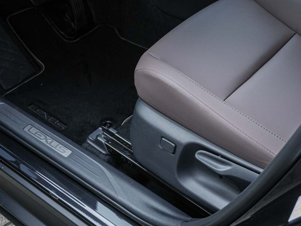 Fahrzeugansicht LEXUS LBX Elegant - Bild 31