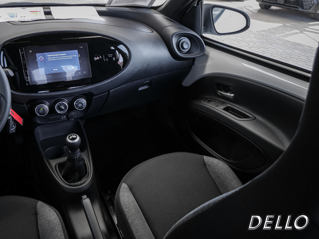 Fahrzeugansicht TOYOTA Aygo X 1.0 Play - Bild 9