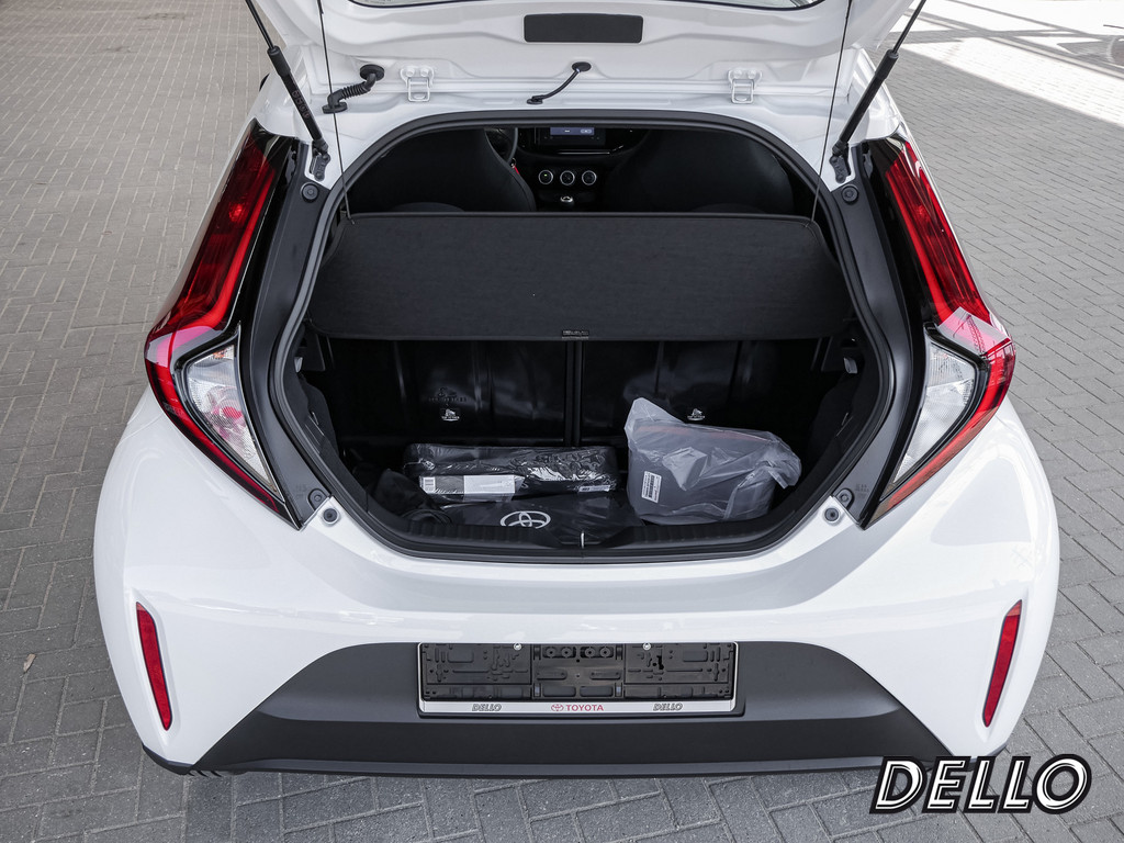 Fahrzeugansicht TOYOTA Aygo X 1.0 Play - Bild 10