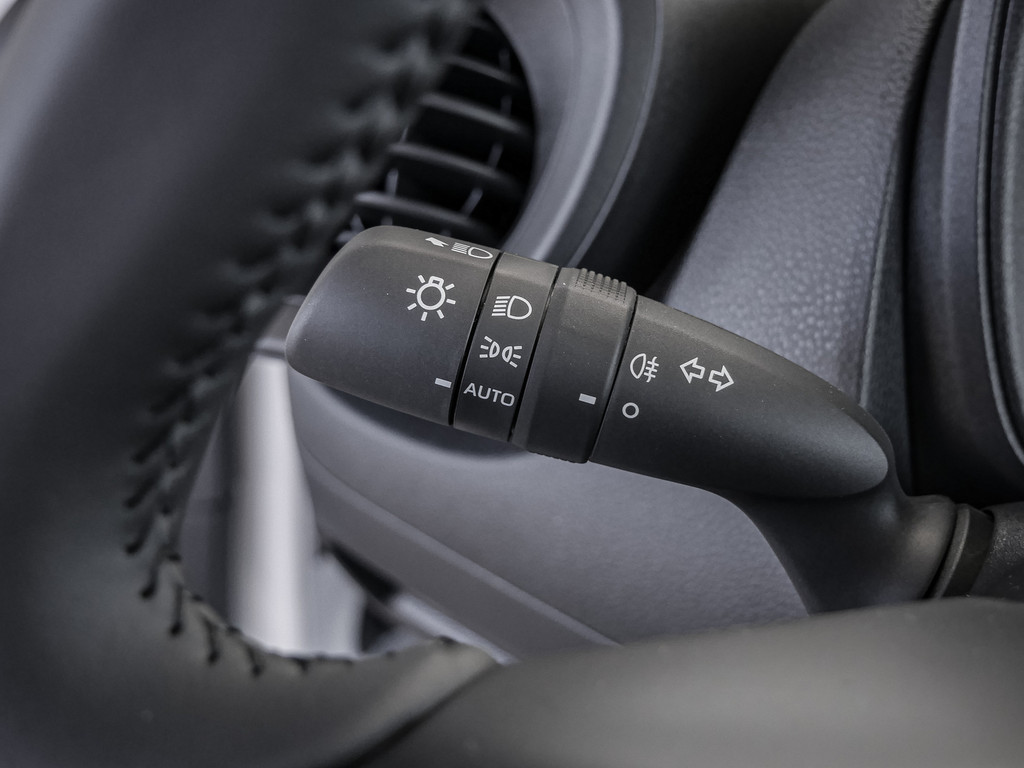 Fahrzeugansicht TOYOTA Aygo X 1.0 Play - Bild 24