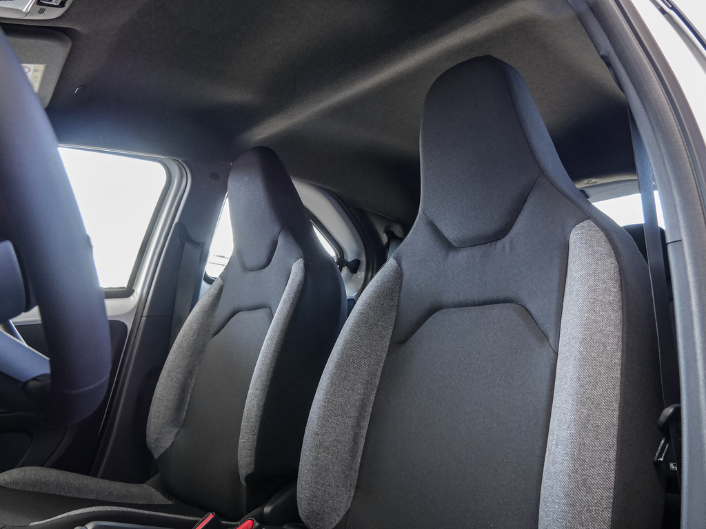 Fahrzeugansicht TOYOTA Aygo X 1.0 Play - Bild 32