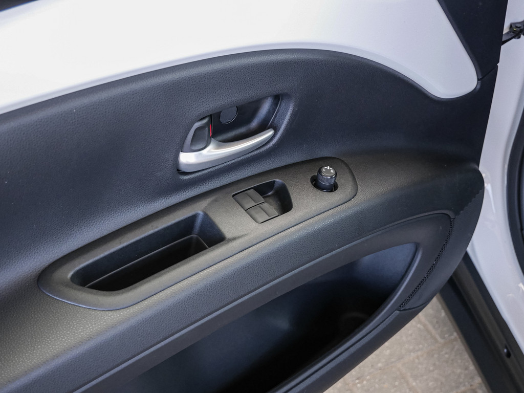 Fahrzeugansicht TOYOTA Aygo X 1.0 Play - Bild 33