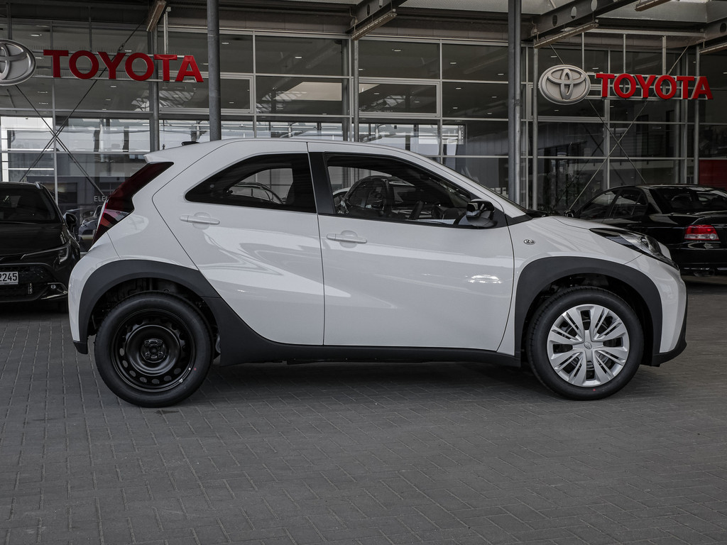 Fahrzeugansicht TOYOTA Aygo X 1.0 Play - Bild 34