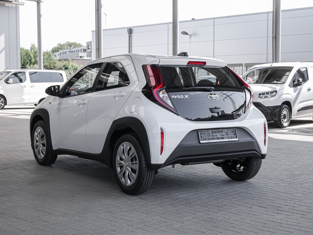 Fahrzeugansicht TOYOTA Aygo X 1.0 Play - Bild 41
