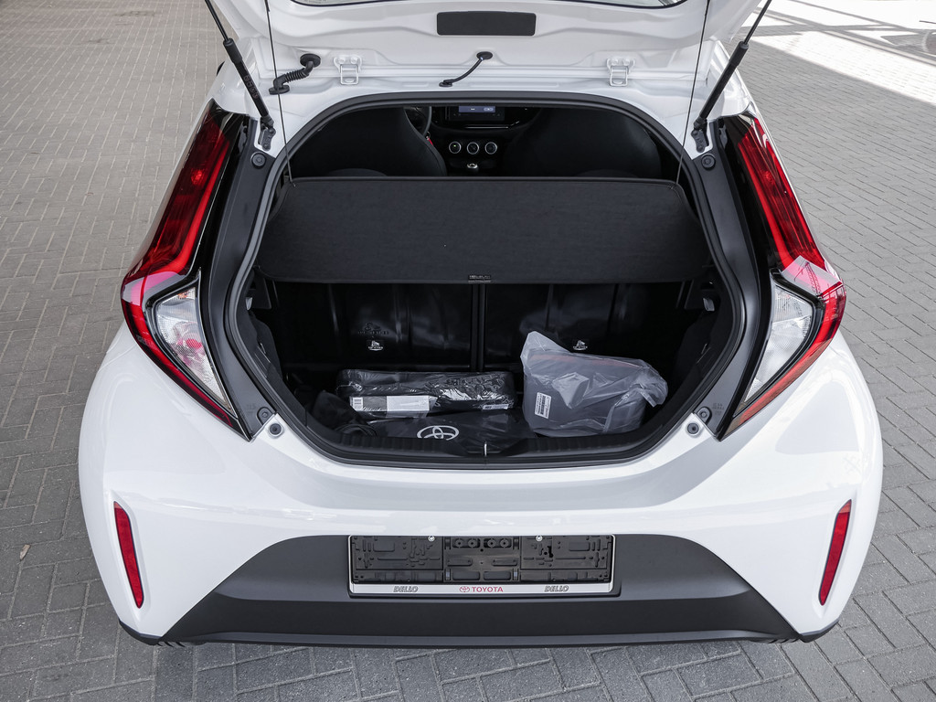 Fahrzeugansicht TOYOTA Aygo X 1.0 Play - Bild 10