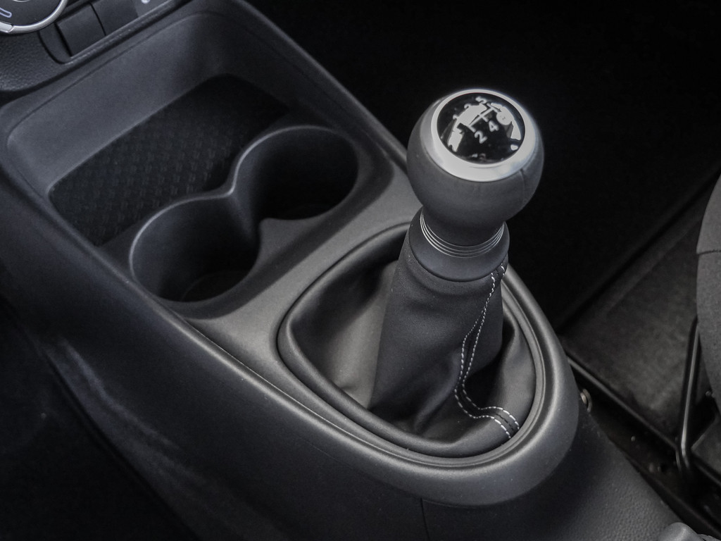 Fahrzeugansicht TOYOTA Aygo X 1.0 Play - Bild 19