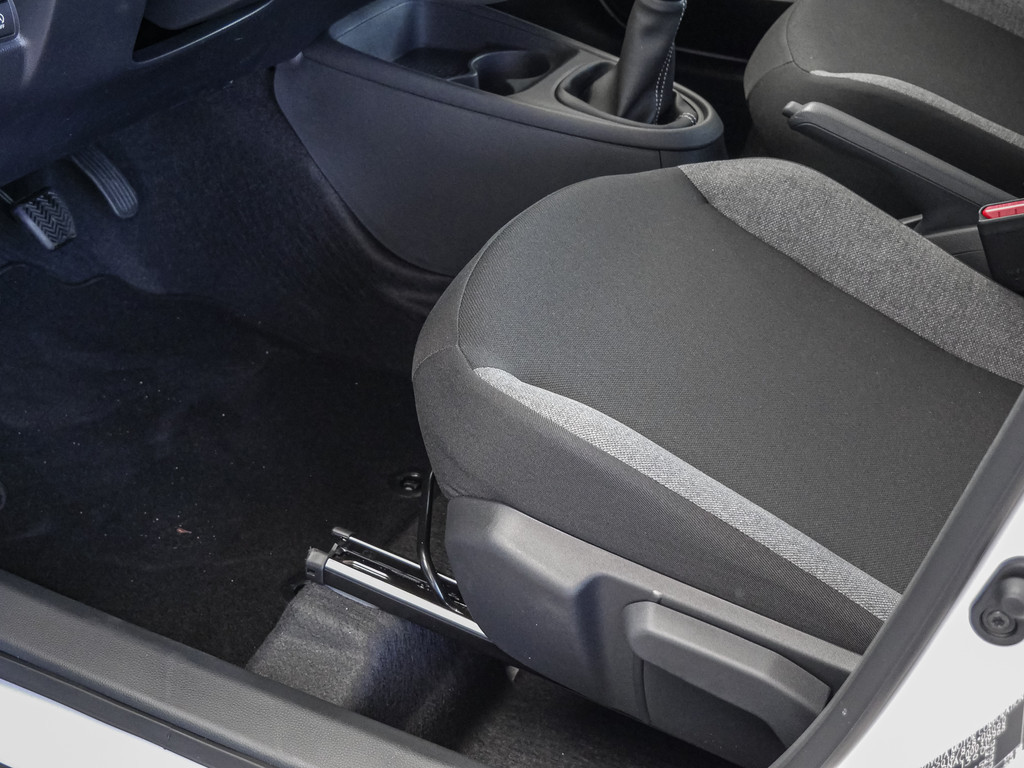 Fahrzeugansicht TOYOTA Aygo X 1.0 Play - Bild 31