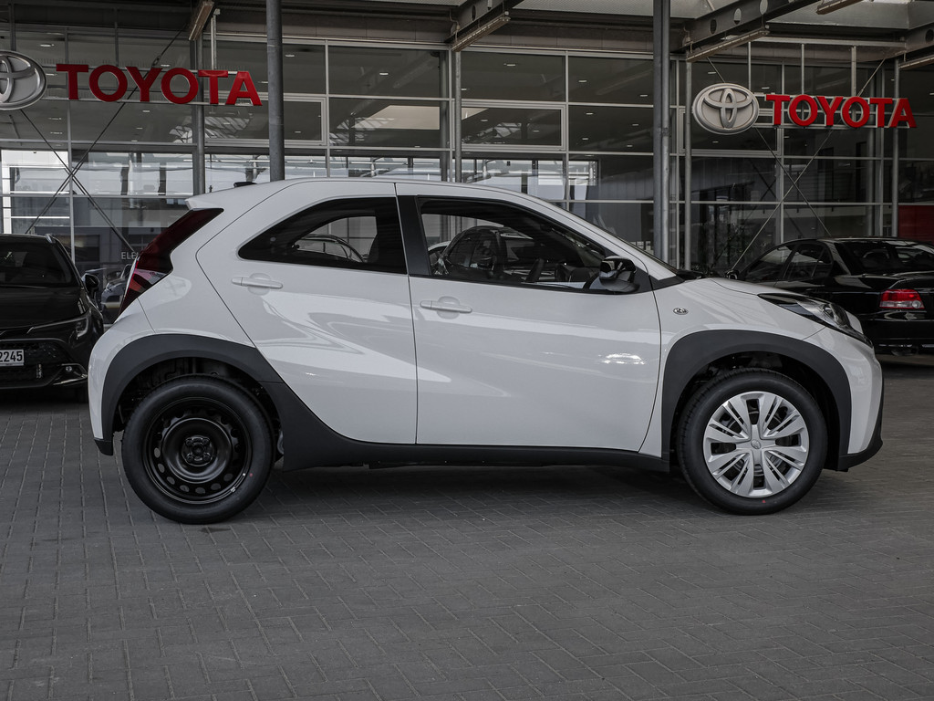 Fahrzeugansicht TOYOTA Aygo X 1.0 Play - Bild 34