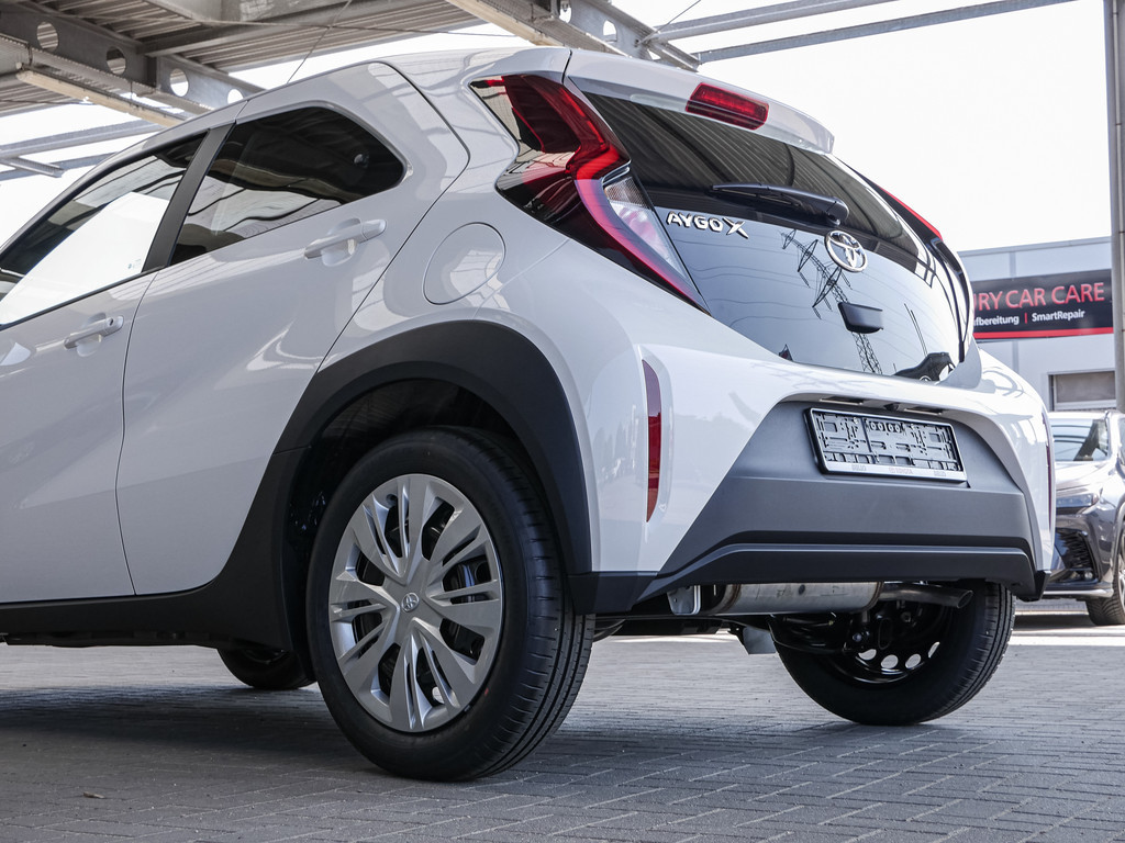 Fahrzeugansicht TOYOTA Aygo X 1.0 Play - Bild 36