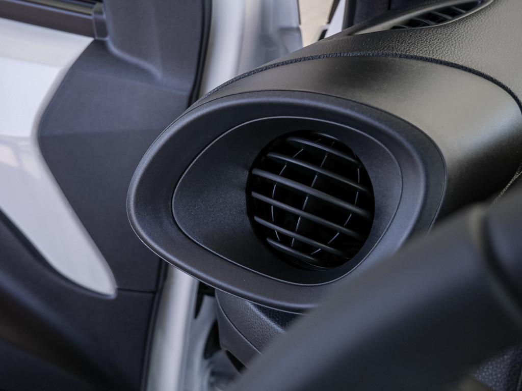 Fahrzeugansicht TOYOTA Aygo X 1.0 Play - Bild 28