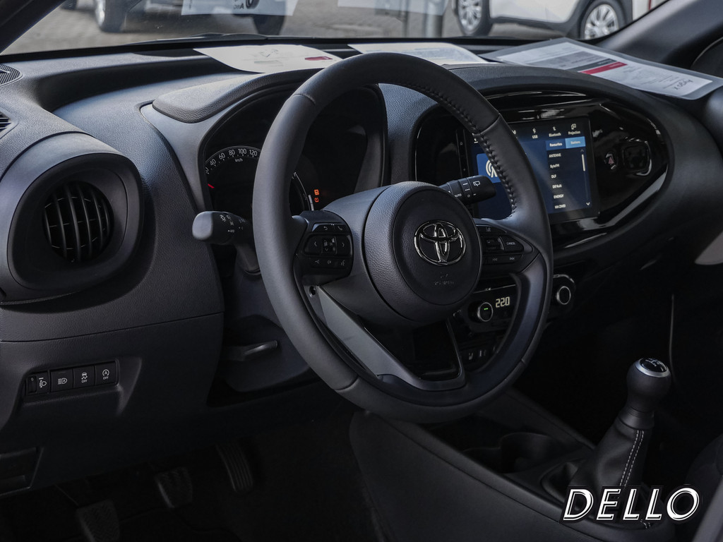 Fahrzeugansicht TOYOTA Aygo X 1.0 Business Edition - Bild 35