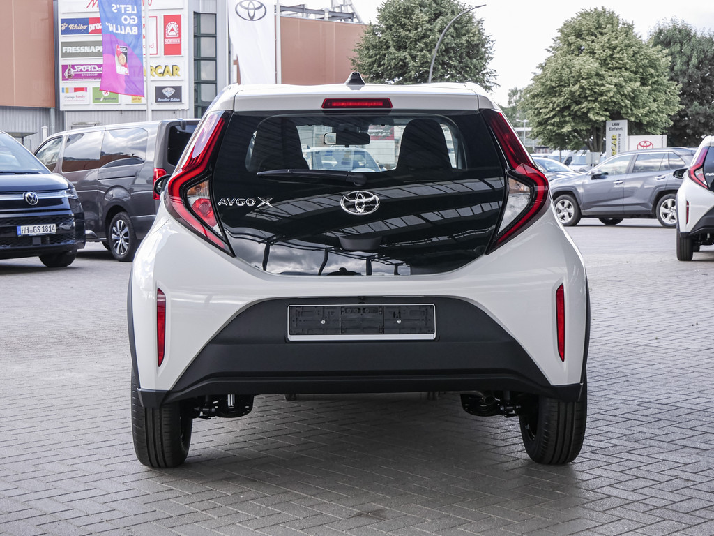Fahrzeugansicht TOYOTA Aygo X 1.0 Business Edition - Bild 40