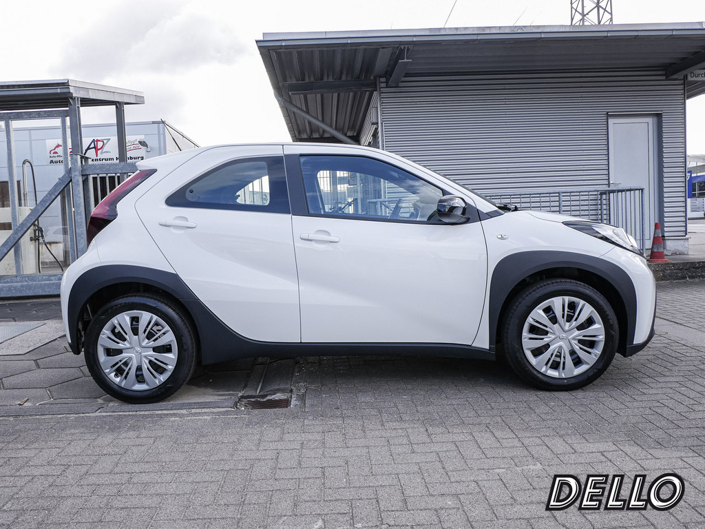 Fahrzeugansicht TOYOTA Aygo X 1.0 Business Edition - Bild 34