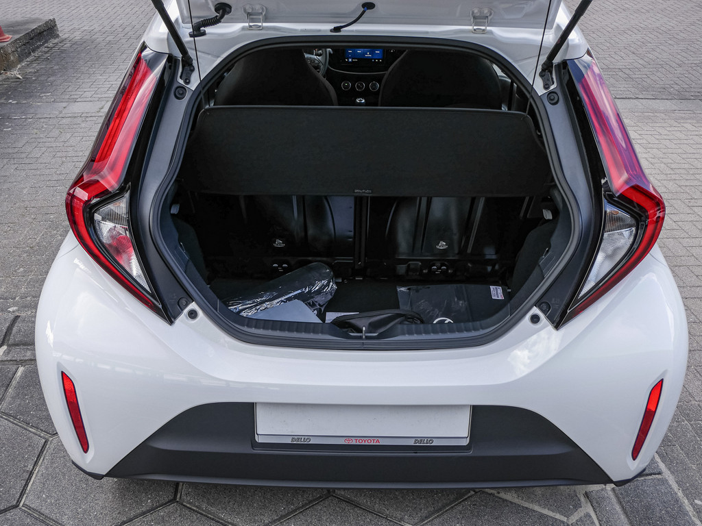 Fahrzeugansicht TOYOTA Aygo X 1.0 Business Edition - Bild 9