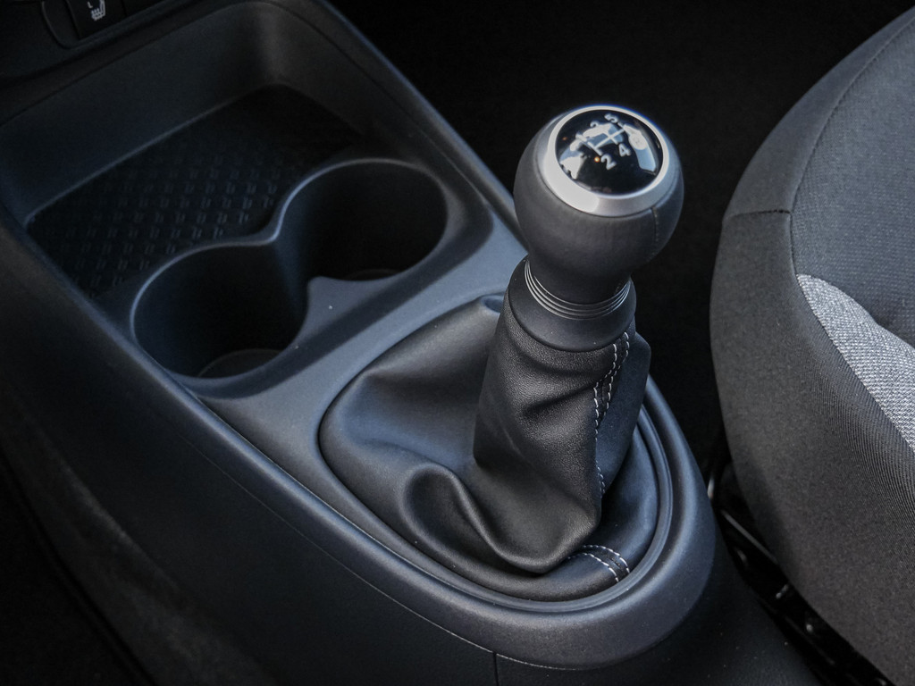 Fahrzeugansicht TOYOTA Aygo X 1.0 Business Edition - Bild 19