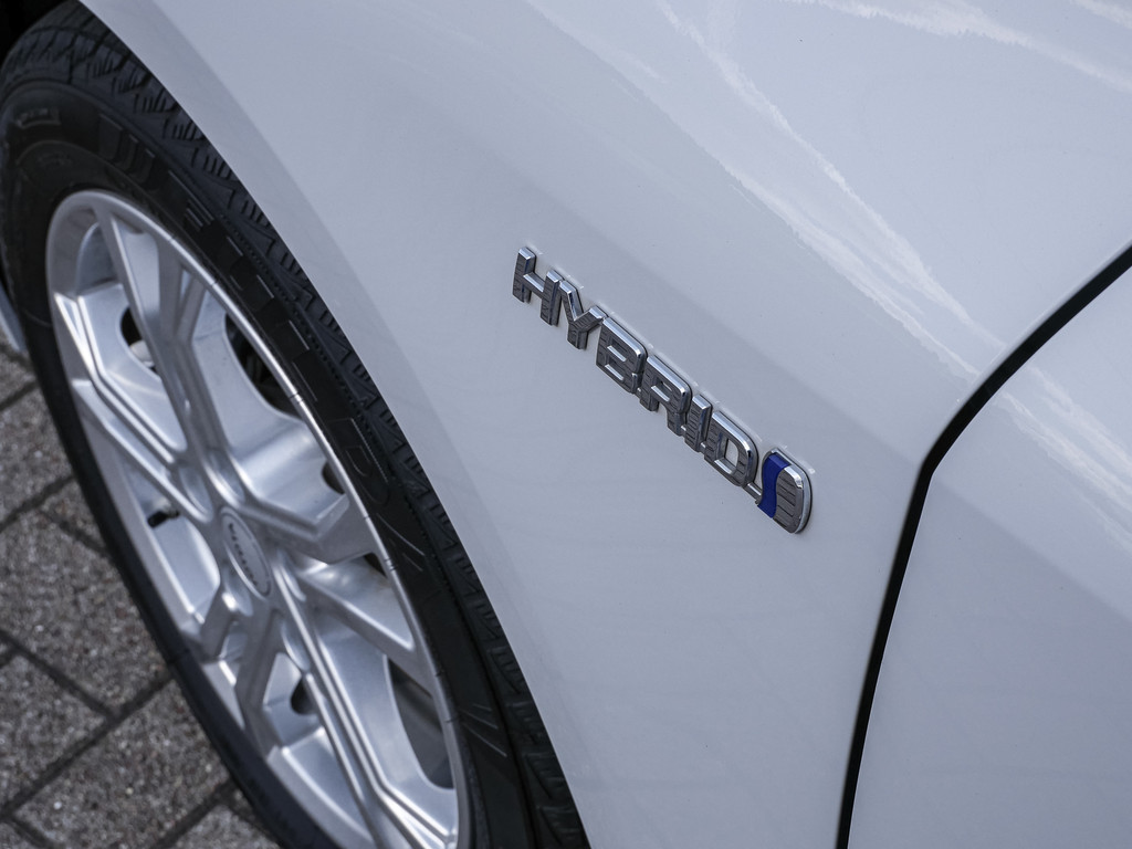 Fahrzeugansicht TOYOTA Corolla TS 2.0 Hybrid GR Sport - Bild 3