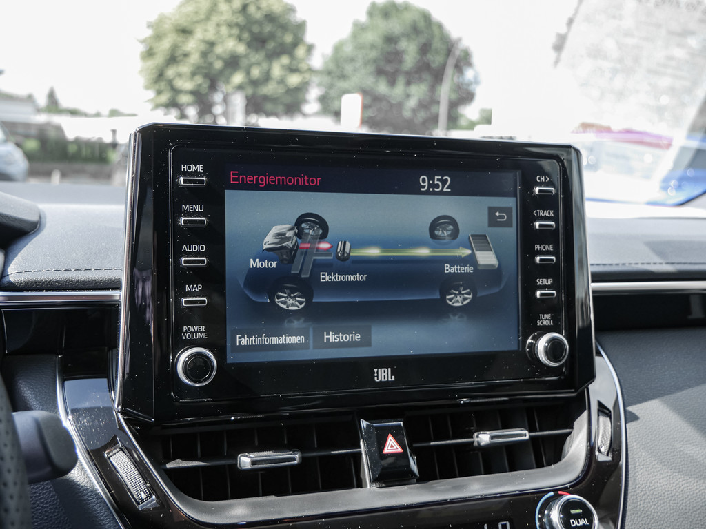 Fahrzeugansicht TOYOTA Corolla TS 2.0 Hybrid GR Sport - Bild 13