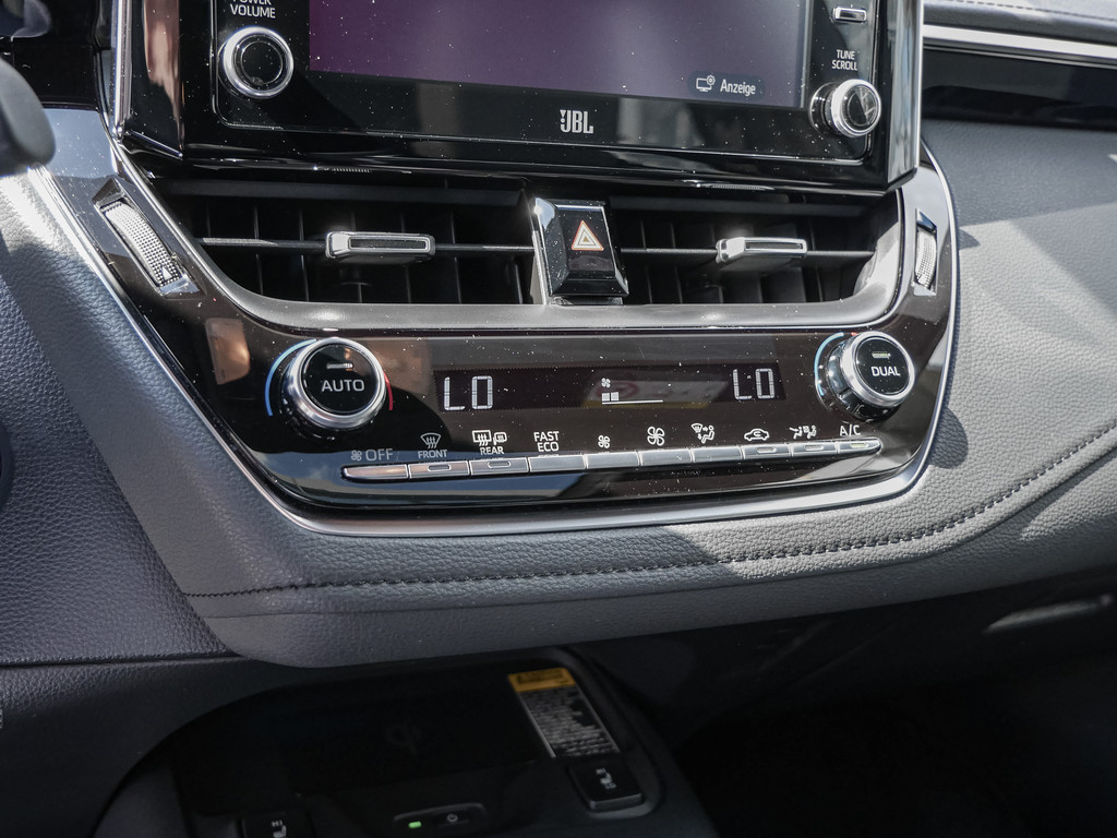 Fahrzeugansicht TOYOTA Corolla TS 2.0 Hybrid GR Sport - Bild 16