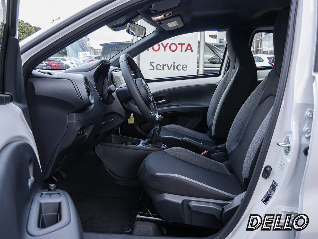 Fahrzeugansicht TOYOTA Aygo X 1.0 Business Edition - Bild 2