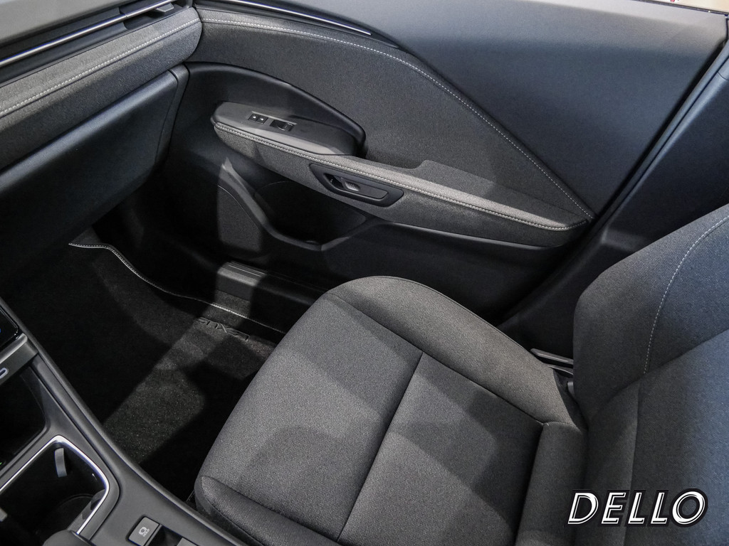 Fahrzeugansicht LEXUS LBX Base Komfort - Bild 17