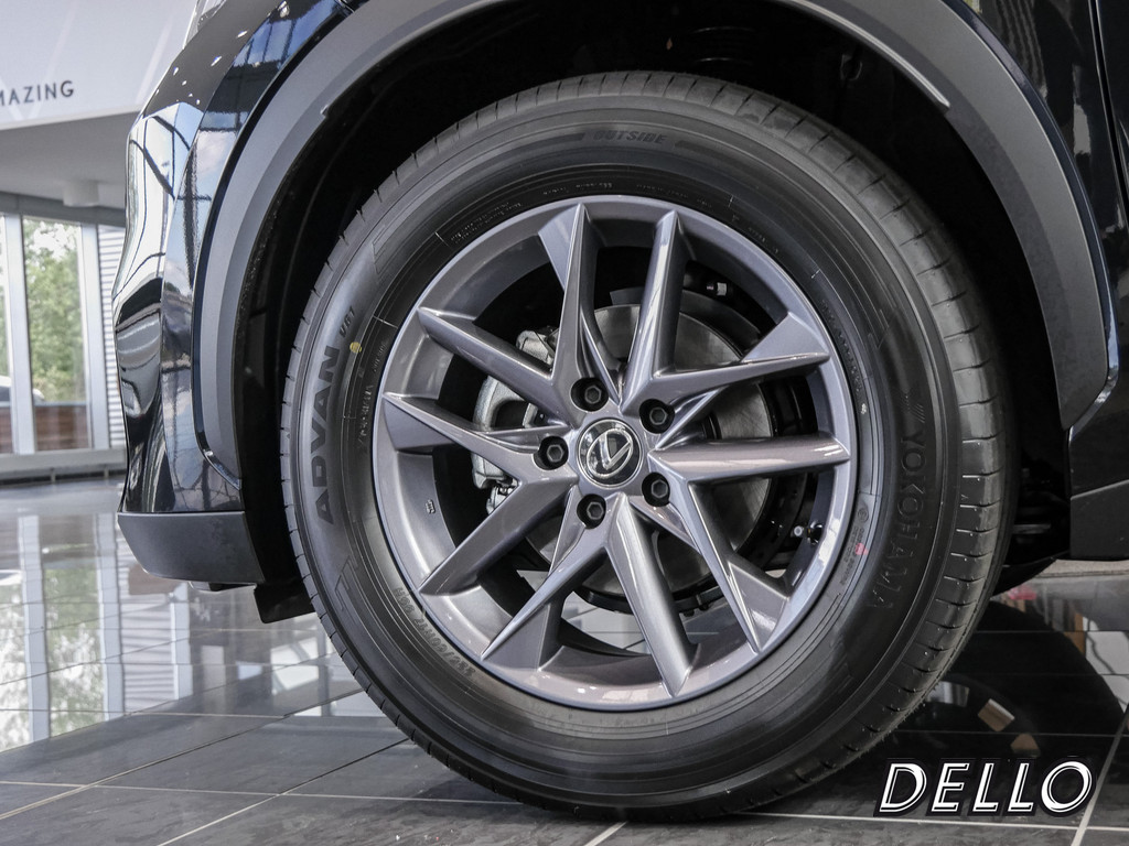 Fahrzeugansicht LEXUS LBX Base Komfort - Bild 32