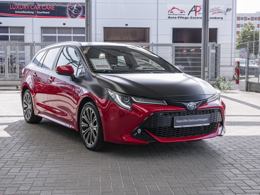 Fahrzeugansicht TOYOTA Corolla Touring Sports 2.0 Hybrid Team D - Bild 23