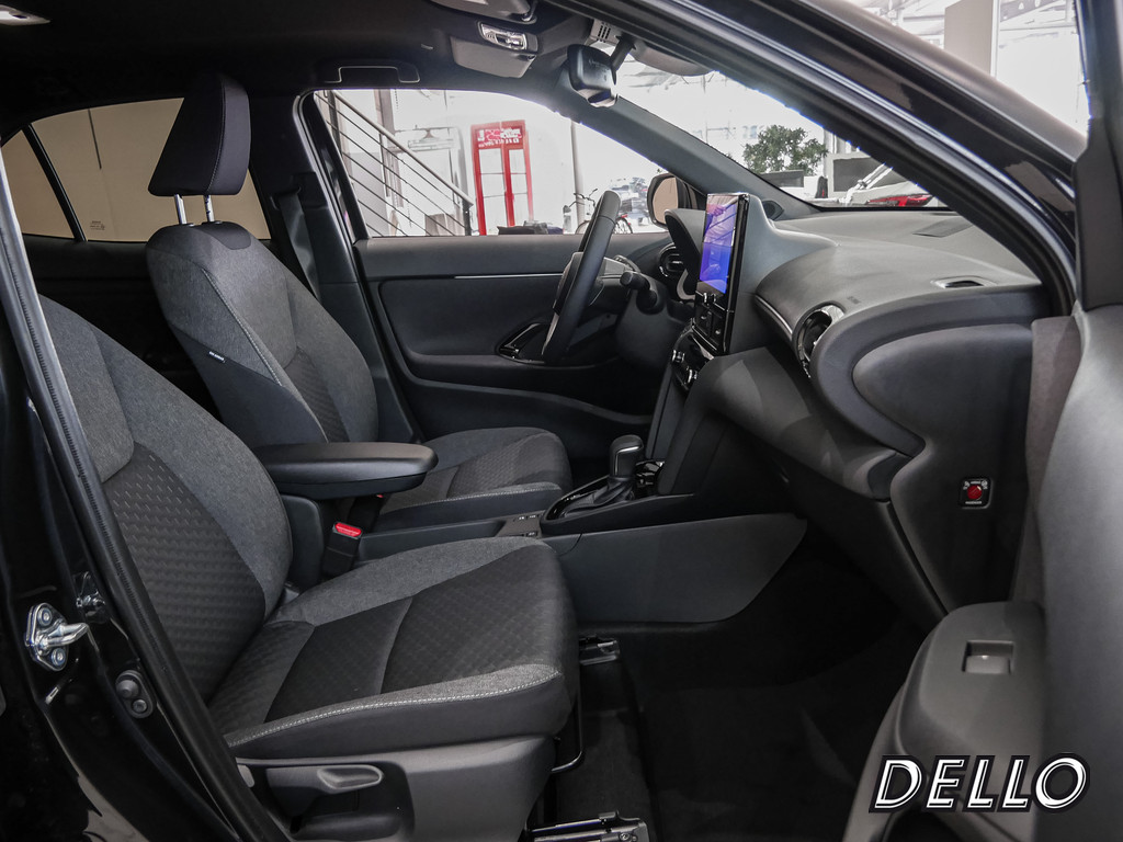 Fahrzeugansicht TOYOTA Yaris Cross Hybrid Teamplayer - Bild 4