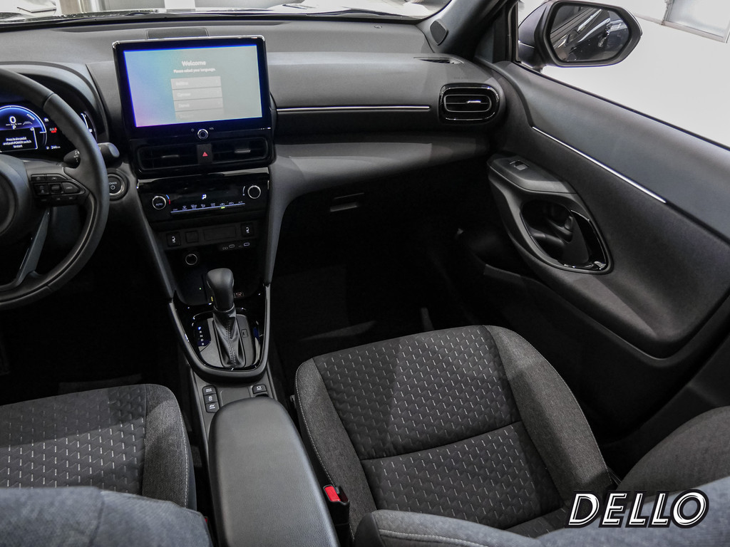 Fahrzeugansicht TOYOTA Yaris Cross Hybrid Teamplayer - Bild 8