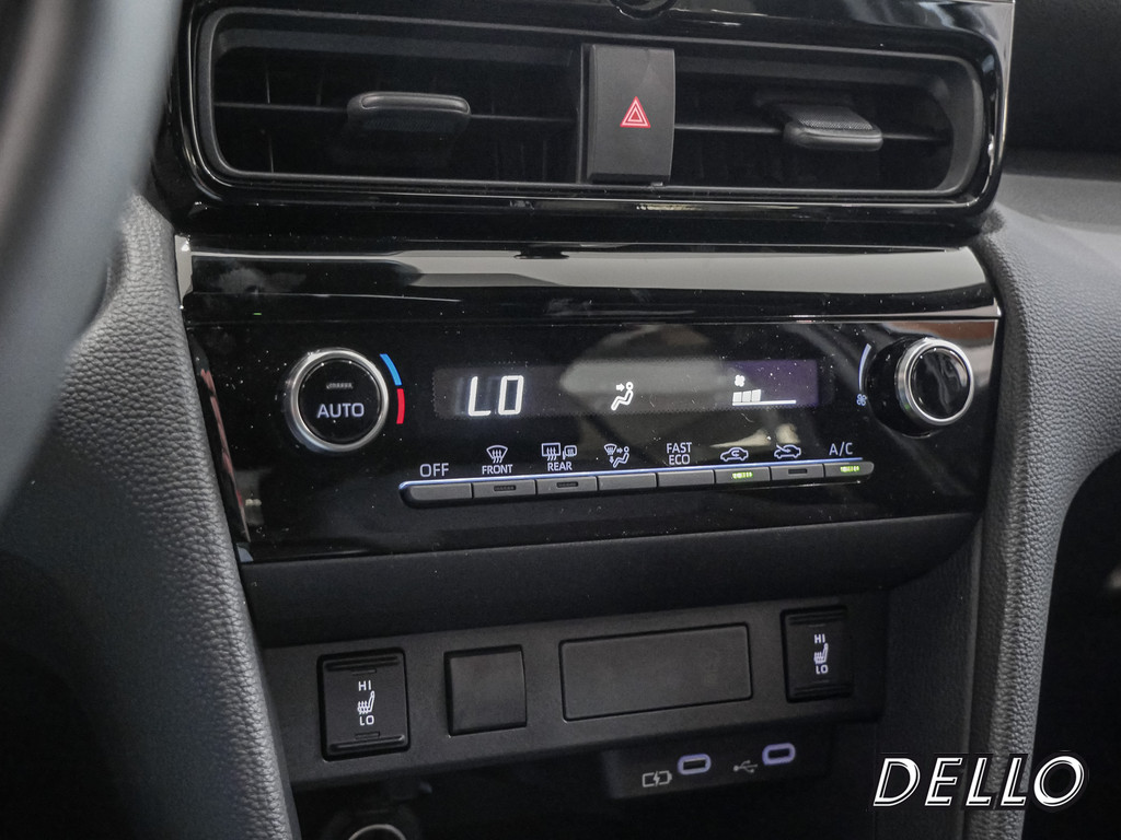 Fahrzeugansicht TOYOTA Yaris Cross Hybrid Teamplayer - Bild 16