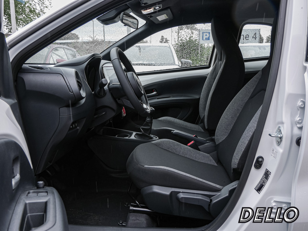 Fahrzeugansicht TOYOTA Aygo X 1.0 Play - Bild 34