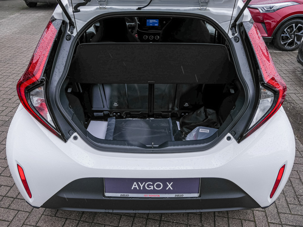 Fahrzeugansicht TOYOTA Aygo X 1.0 Play - Bild 7