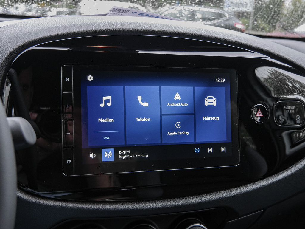 Fahrzeugansicht TOYOTA Aygo X 1.0 Play - Bild 8