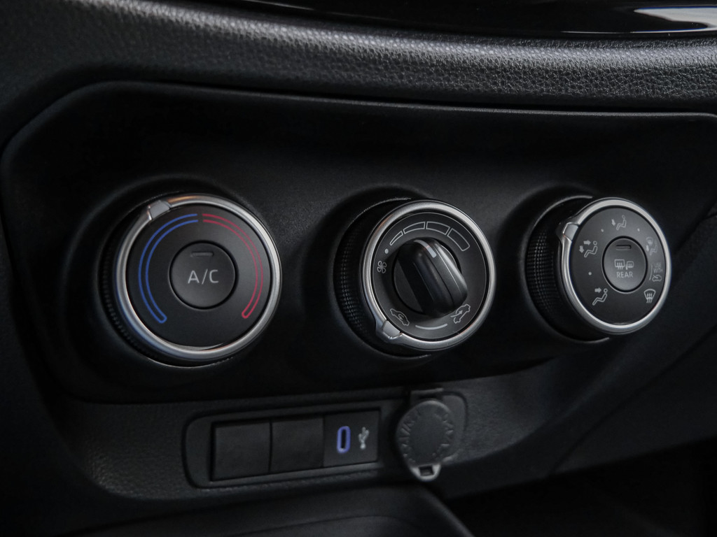 Fahrzeugansicht TOYOTA Aygo X 1.0 Play - Bild 14