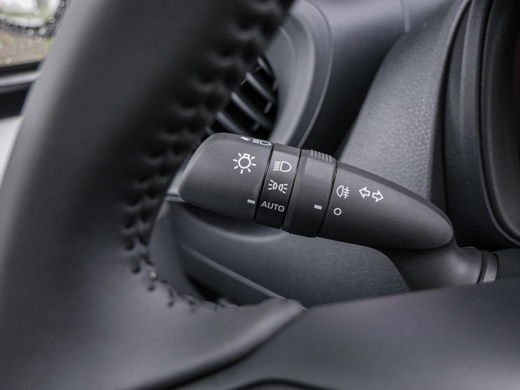 Fahrzeugansicht TOYOTA Aygo X 1.0 Play - Bild 21