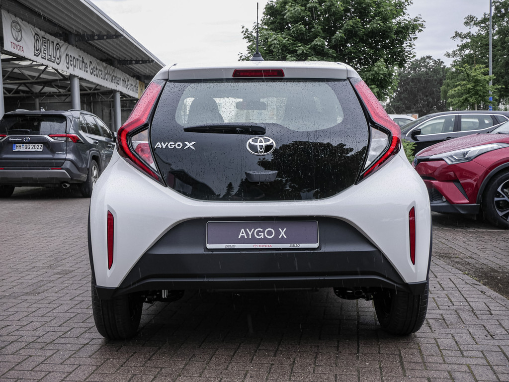 Fahrzeugansicht TOYOTA Aygo X 1.0 Play - Bild 30