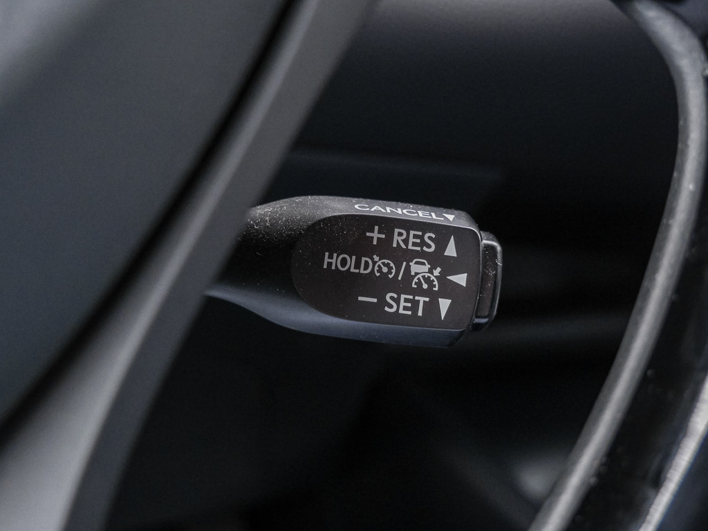 Fahrzeugansicht TOYOTA C-HR HYBRID Flow - Bild 29
