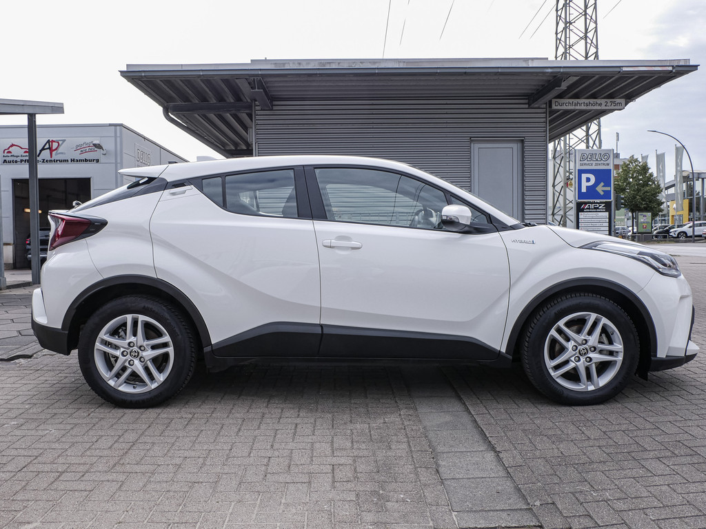 Fahrzeugansicht TOYOTA C-HR HYBRID Flow - Bild 34