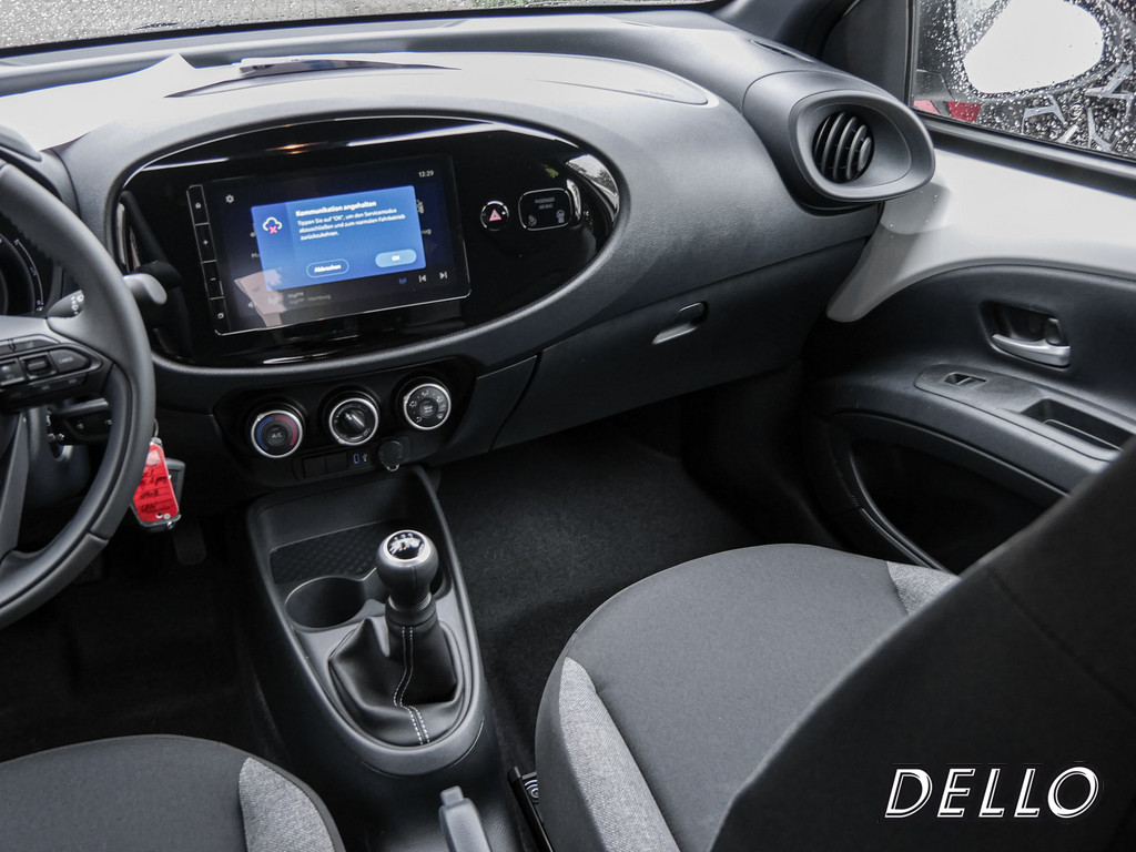 Fahrzeugansicht TOYOTA Aygo X 1.0 Play - Bild 6