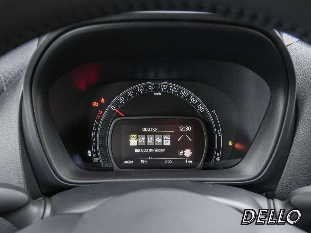 Fahrzeugansicht TOYOTA Aygo X 1.0 Play - Bild 19